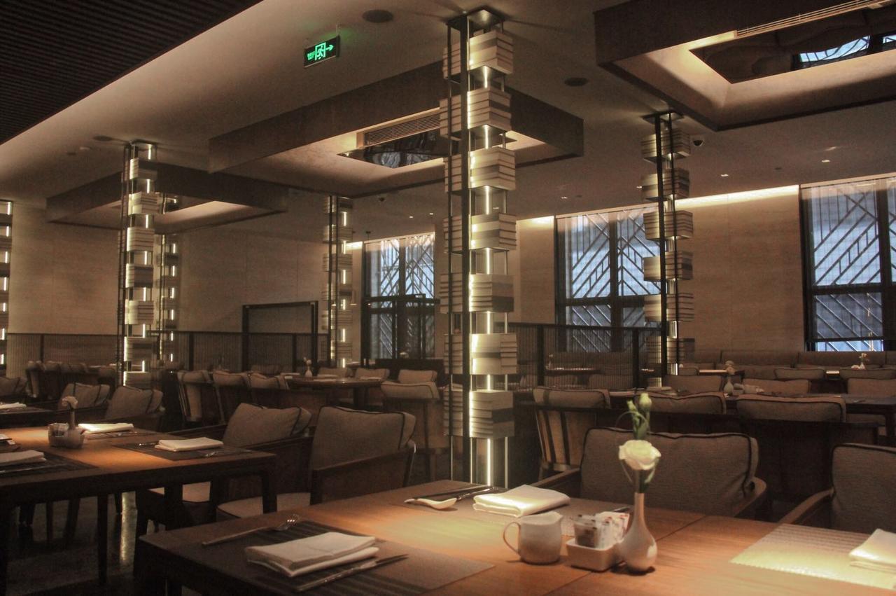 Joya Xujiahui Hotel 5*