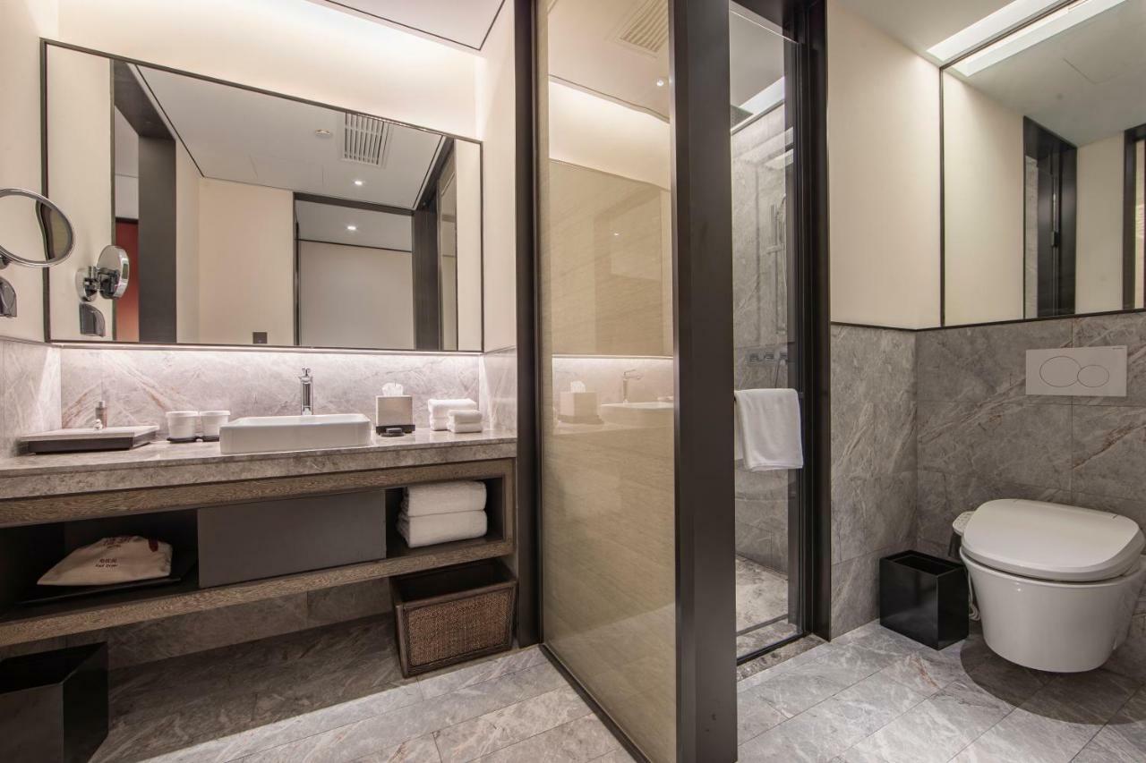 Joya Xujiahui Hotel 5*