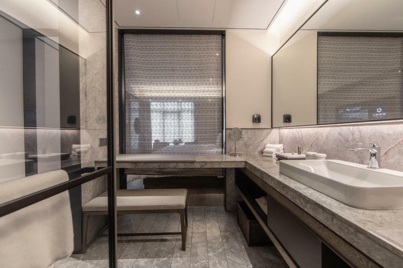 Joya Xujiahui Hotel 5*